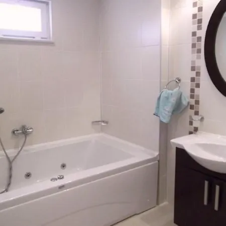 아파트 Gorgeous 2 Bed Private Ground Floor In One Of Sides Exclusive Communi 시데