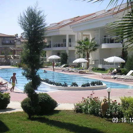 Gorgeous 2 Bed Private Ground Floor In One Of Sides Exclusive Communi * Side